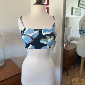 Athleta Navy Blue Floral Scoop Neck Swim Top